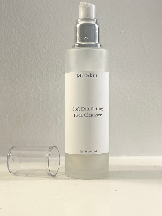 Soft exfoliating face cleanser